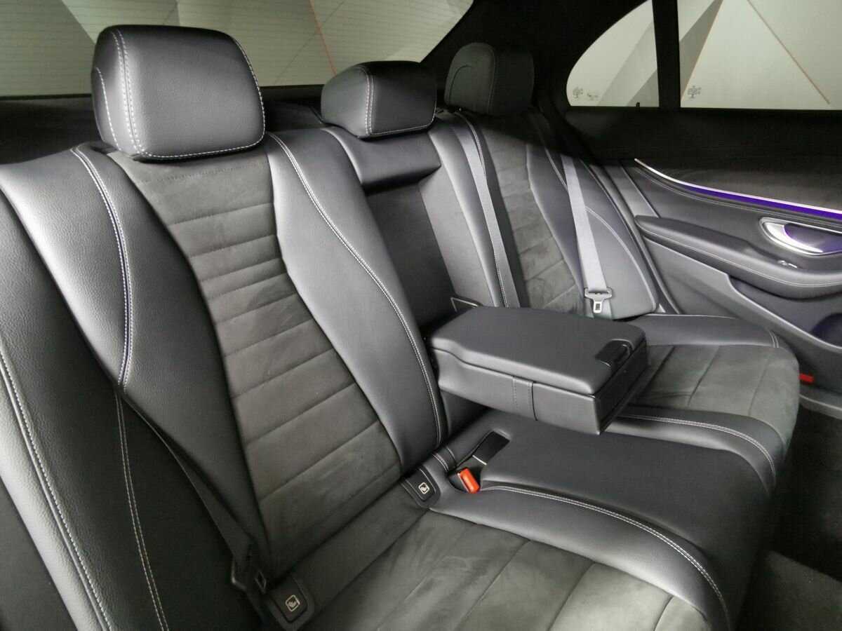 Mercedes-Benz E-Класс 2020 года с пробегом. Фото: #11