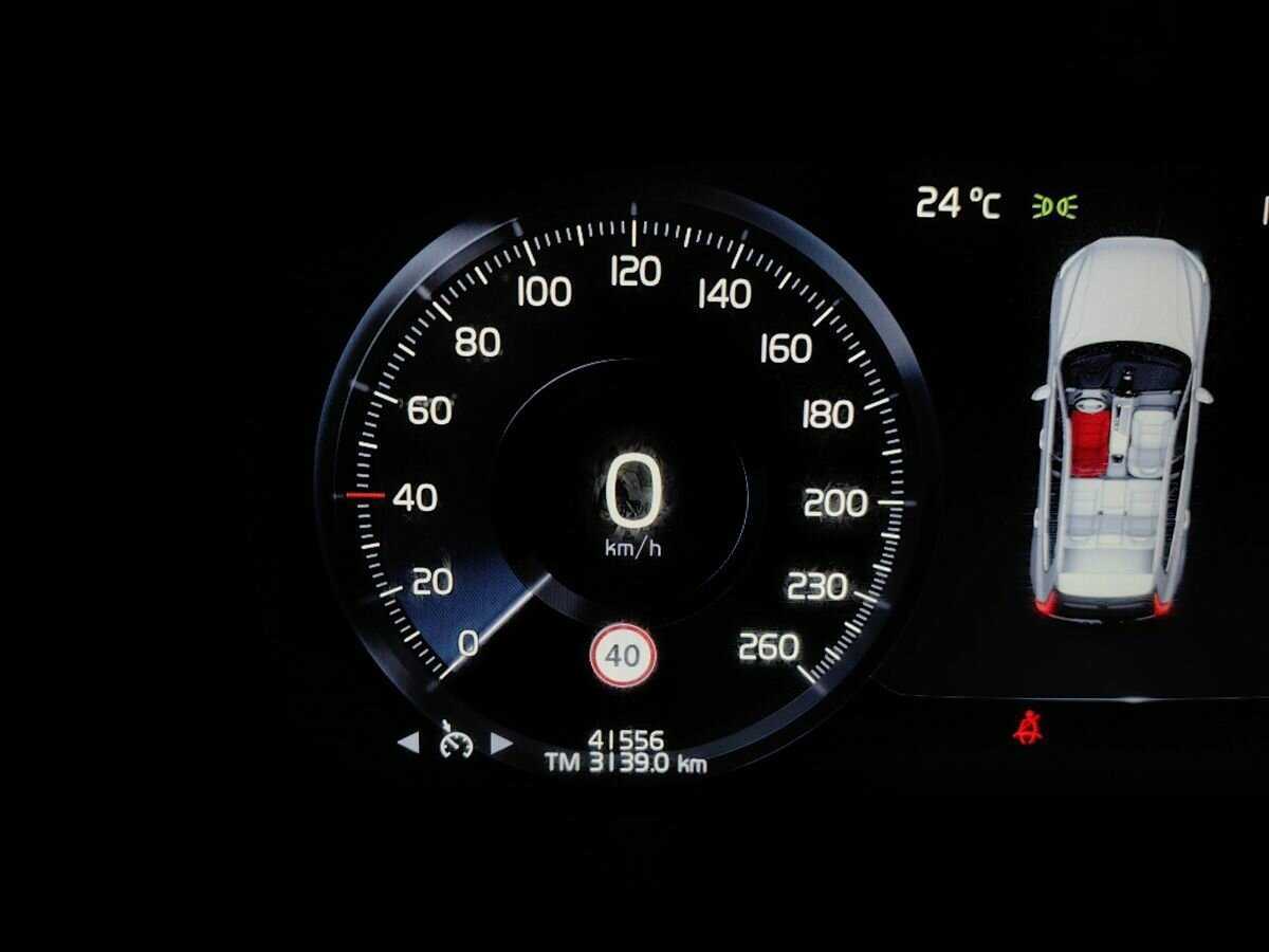 Volvo XC60 2021 года с пробегом. Фото: #15