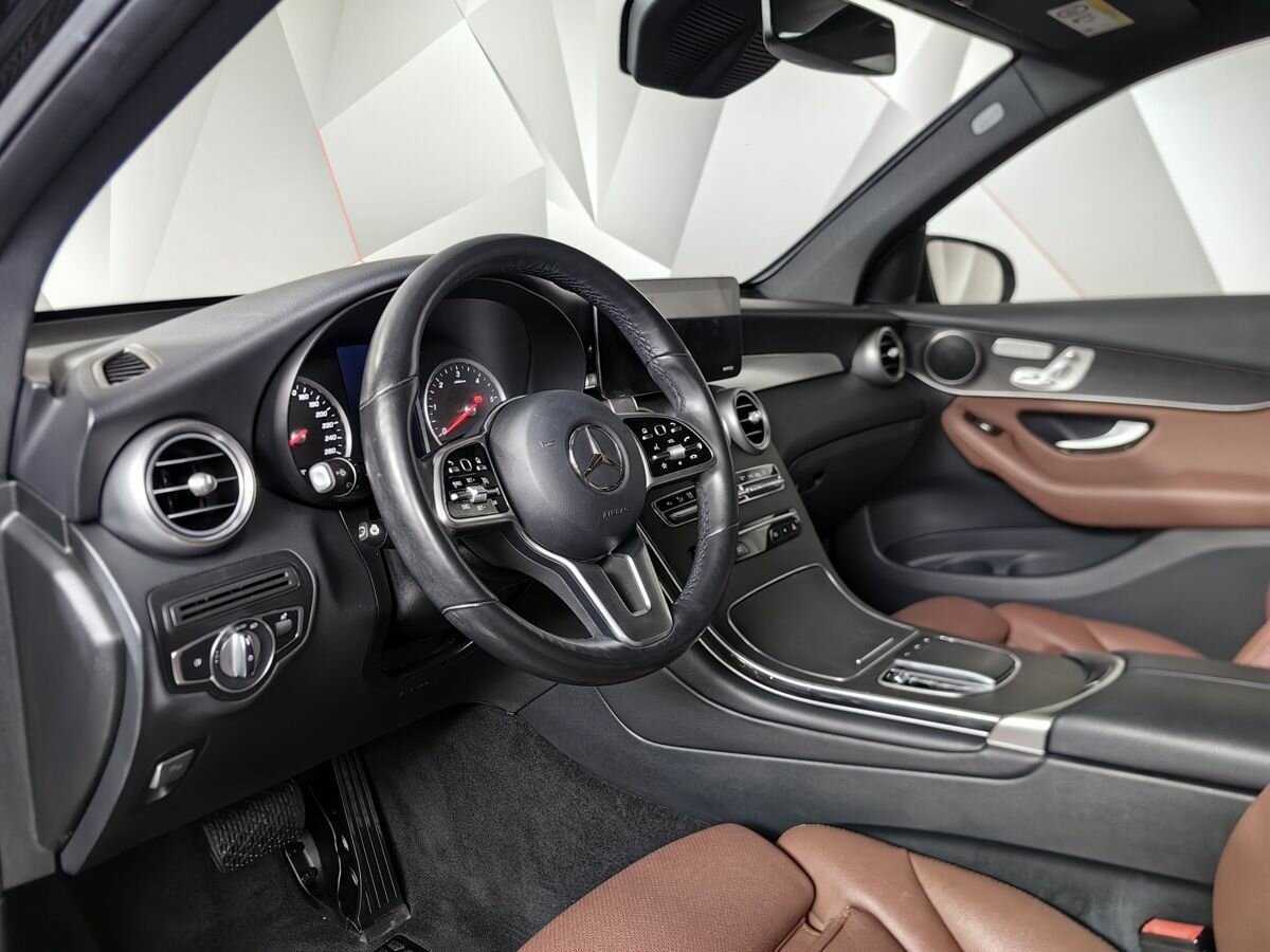 Mercedes-Benz GLC 2021 года с пробегом. Фото: #13