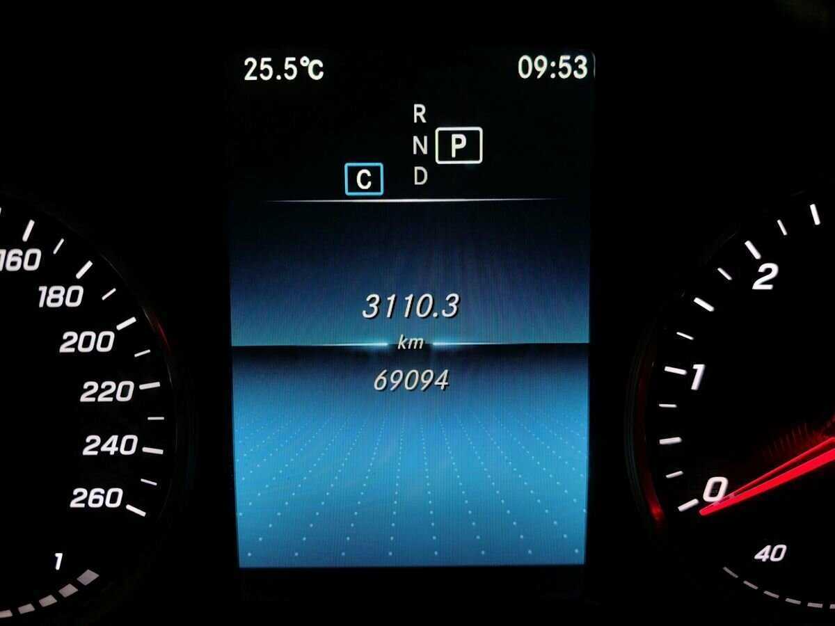 Mercedes-Benz GLC 2021 года с пробегом. Фото: #16