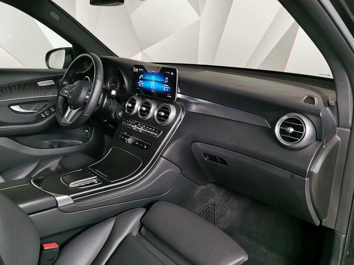 Mercedes-Benz GLC 2020 года с пробегом. Фото: #8