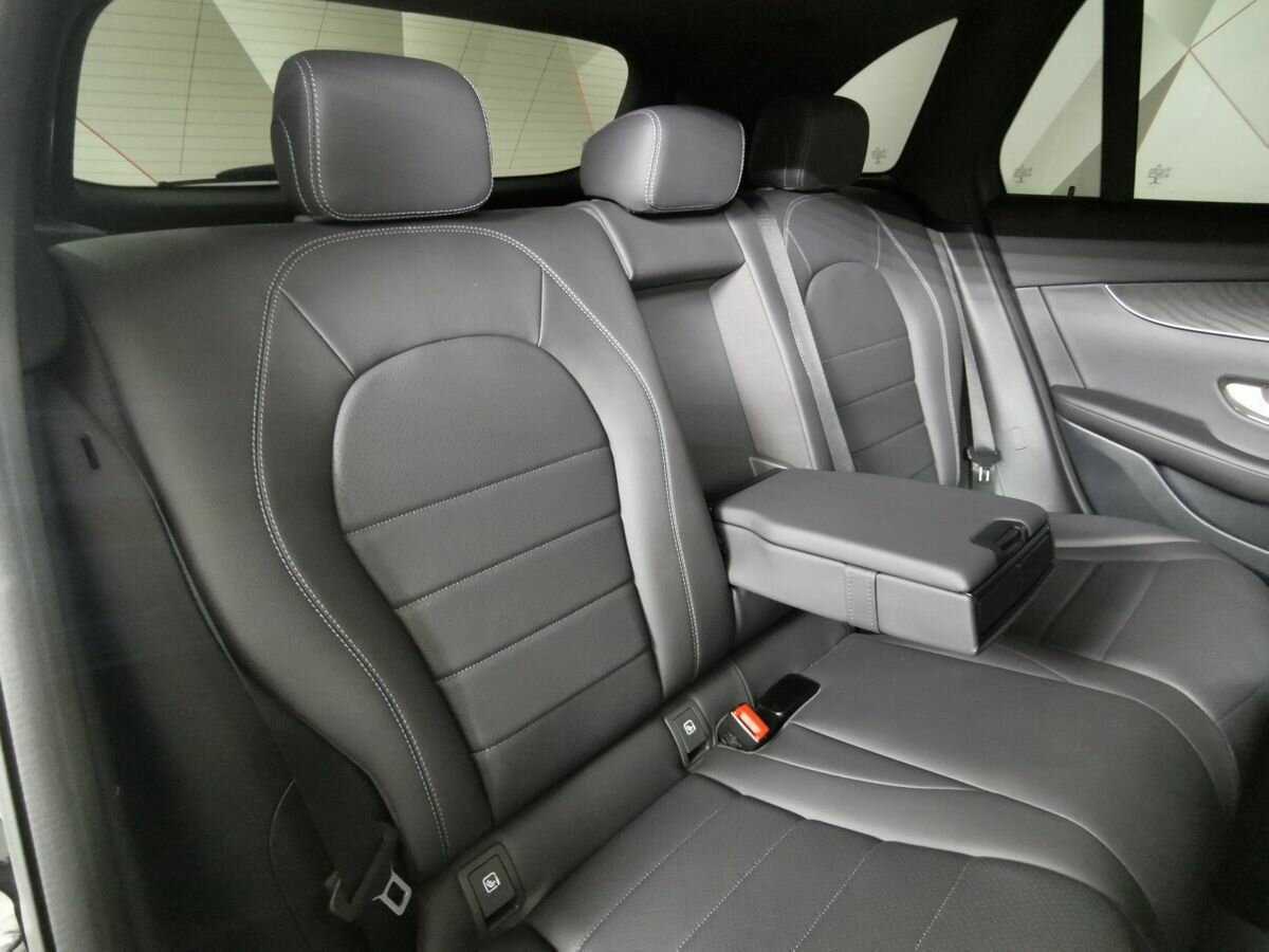 Mercedes-Benz GLC 2020 года с пробегом. Фото: #12