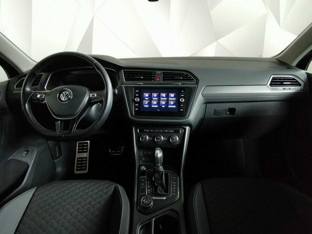 Volkswagen Tiguan 2018 года с пробегом. Фото: #9