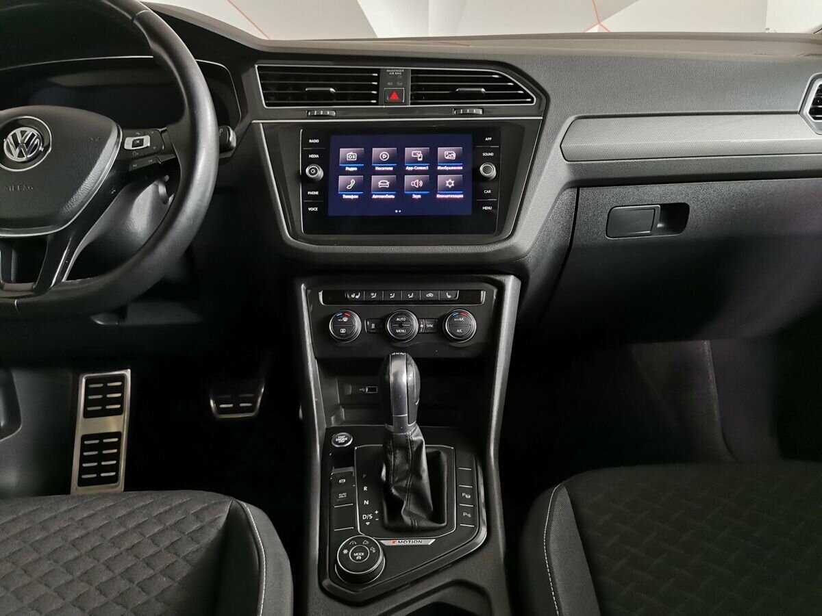 Volkswagen Tiguan 2018 года с пробегом. Фото: #10
