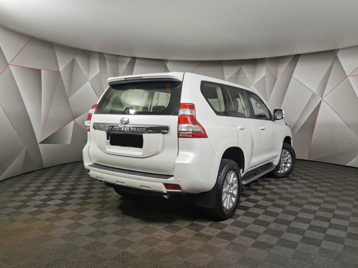 Toyota Land Cruiser Prado 2014 года с пробегом. Фото: #1
