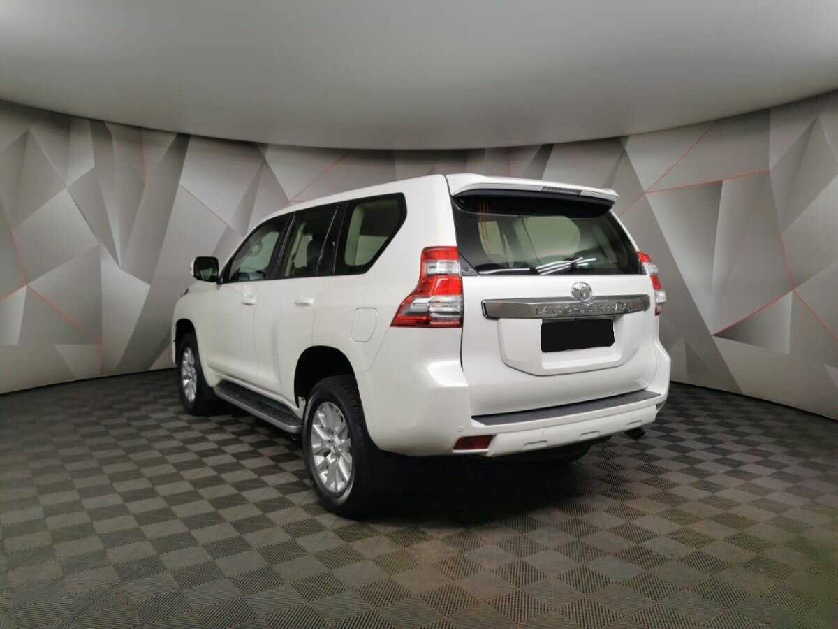 Toyota Land Cruiser Prado 2014 года с пробегом. Фото: #3
