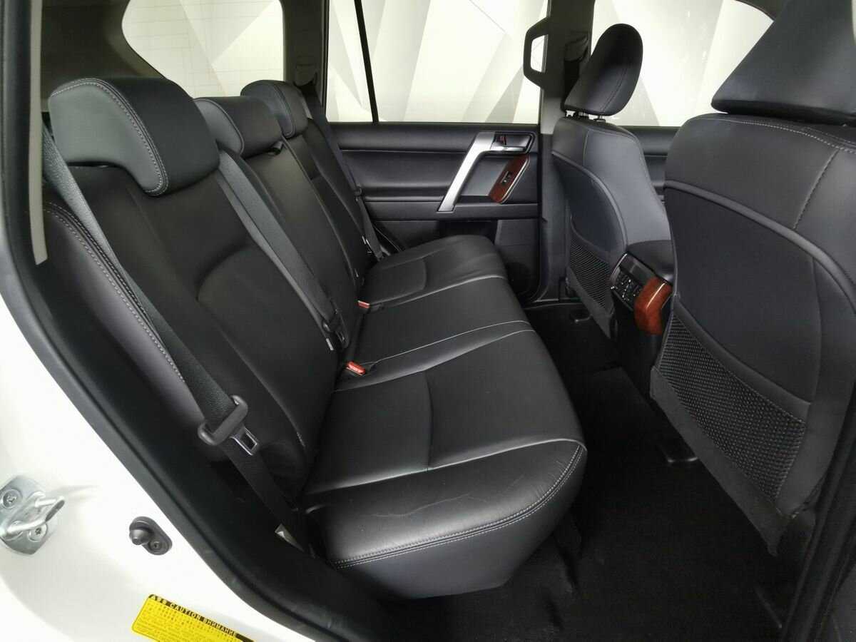 Toyota Land Cruiser Prado 2014 года с пробегом. Фото: #11