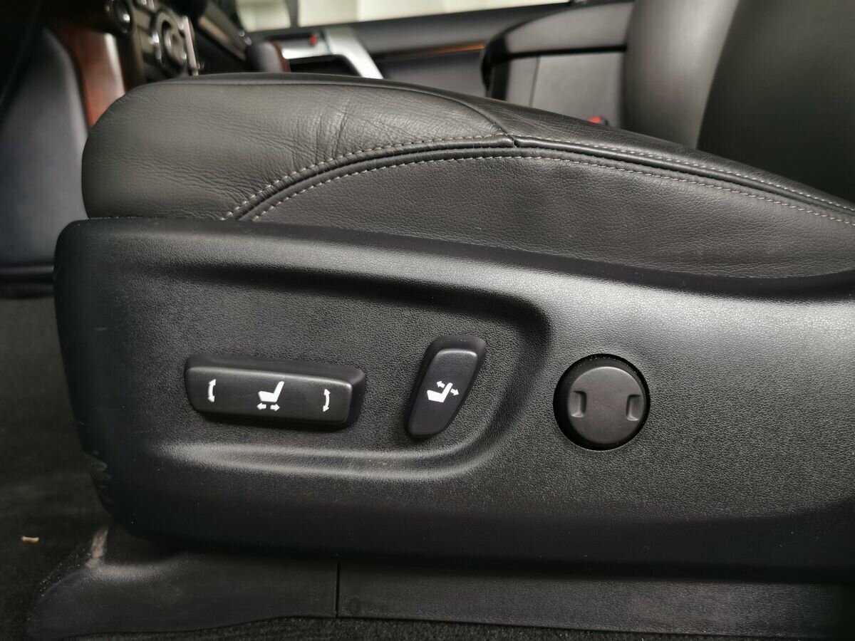 Toyota Land Cruiser Prado 2014 года с пробегом. Фото: #16