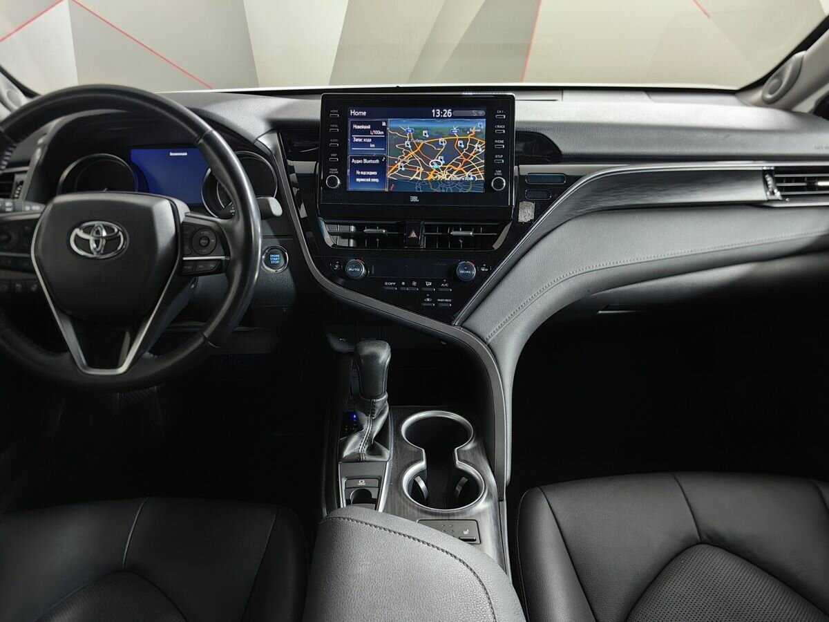 Toyota Camry 2022 года с пробегом. Фото: #9