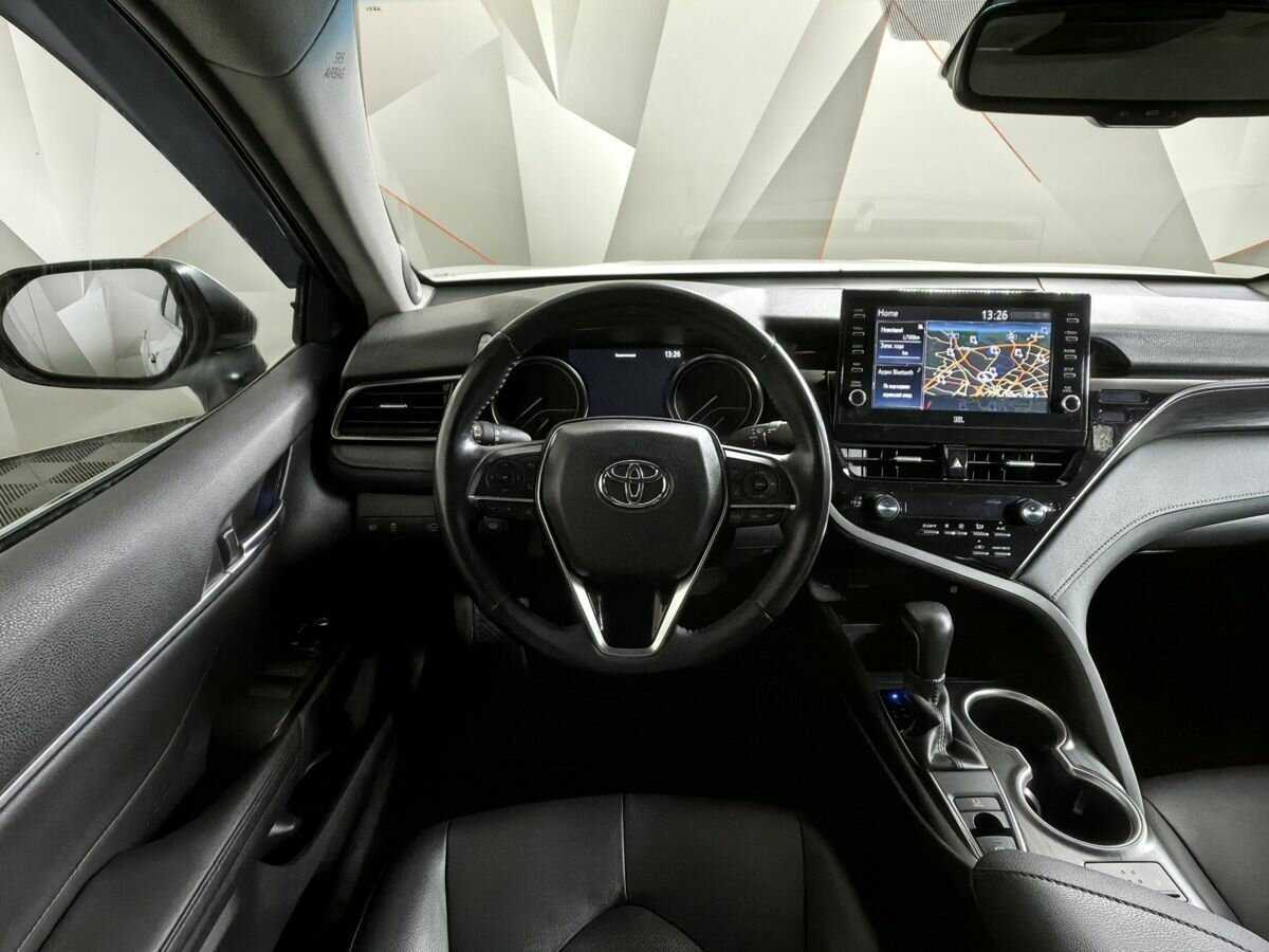 Toyota Camry 2022 года с пробегом. Фото: #12
