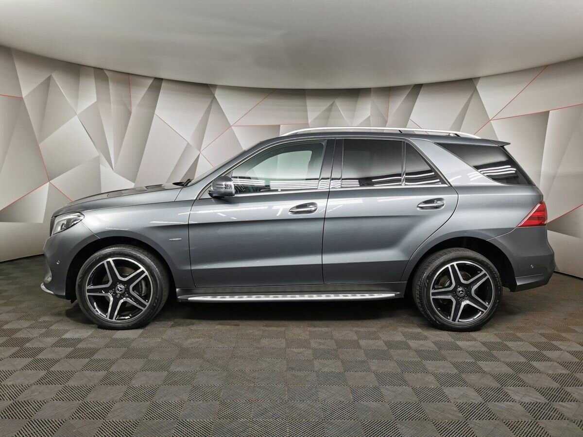 Mercedes-Benz GLE 2018 года с пробегом. Фото: #4