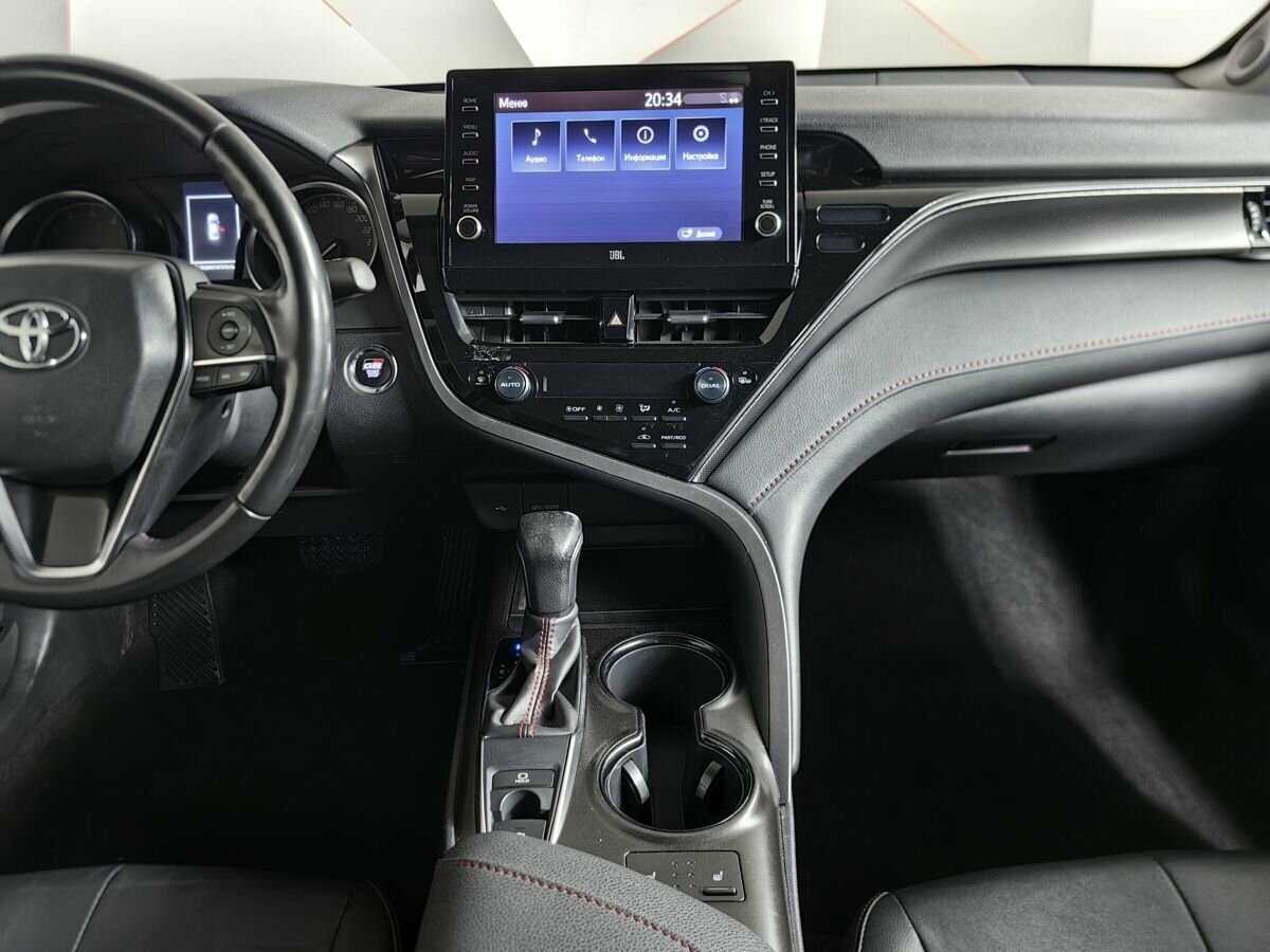 Toyota Camry 2021 года с пробегом. Фото: #10
