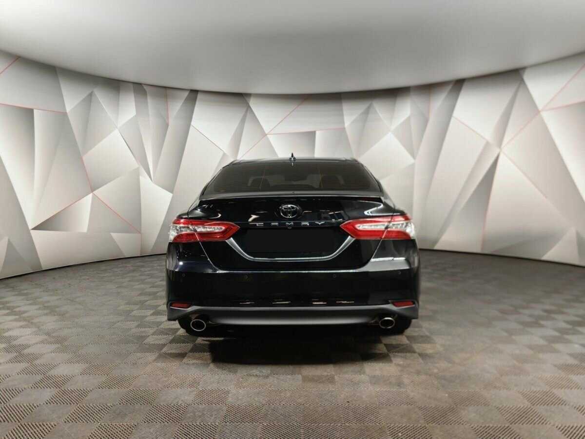 Toyota Camry 2022 года с пробегом. Фото: #7