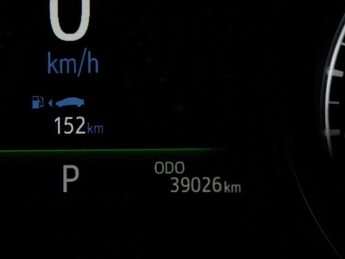 Toyota Camry 2022 года с пробегом. Фото: #14