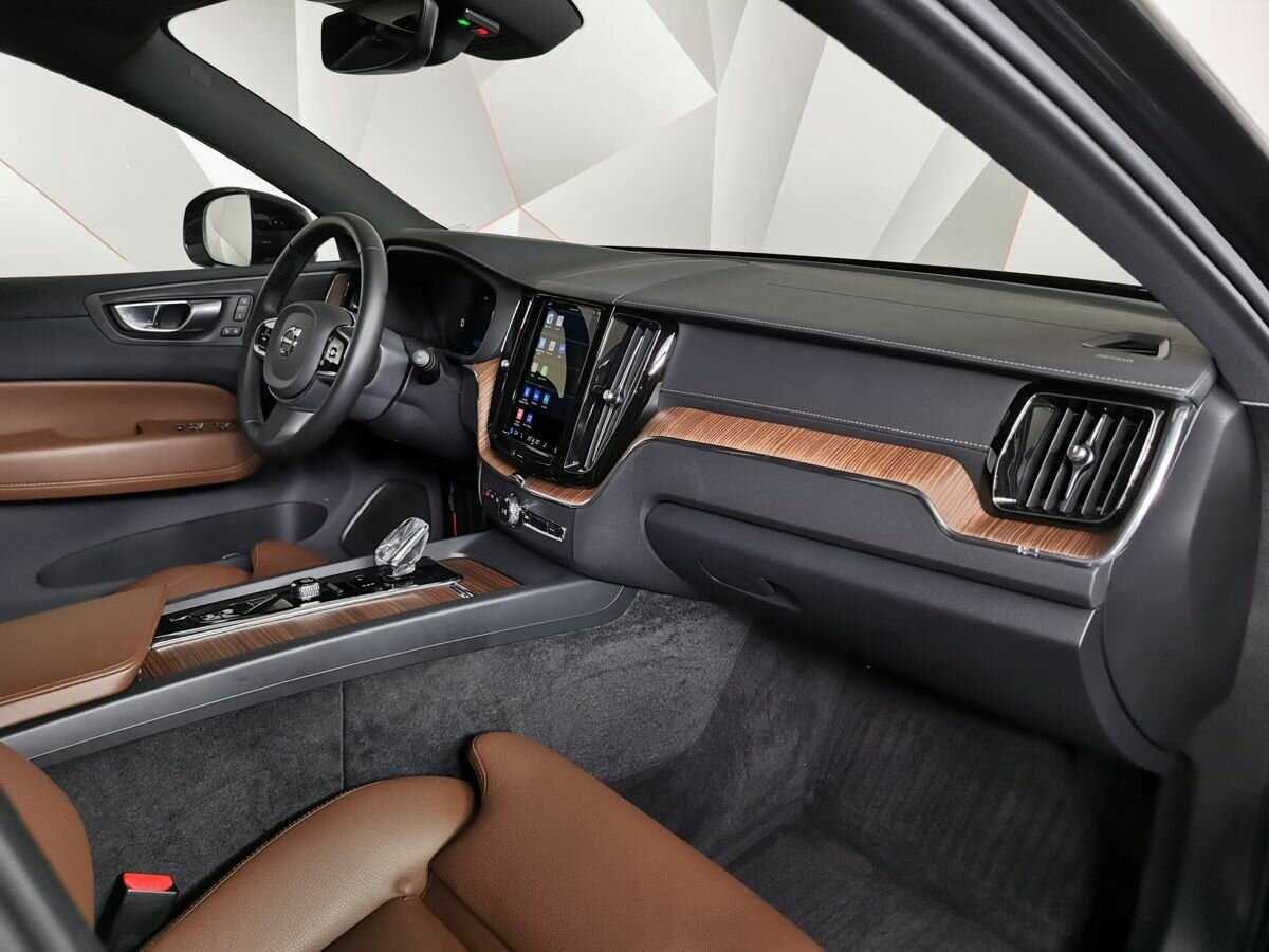 Volvo XC60 2023 года с пробегом. Фото: #7