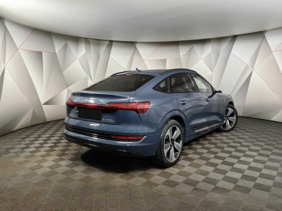 Audi e-tron Sportback 2021 года с пробегом. Фото: #1