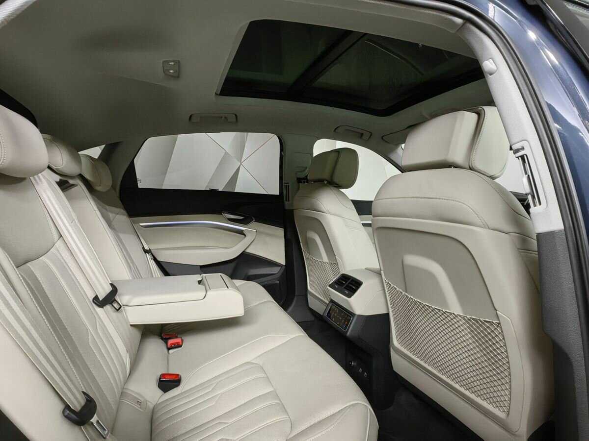 Audi e-tron Sportback 2021 года с пробегом. Фото: #11