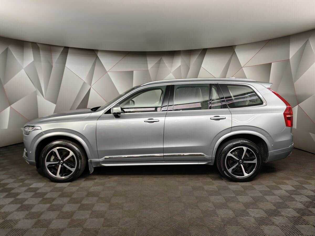Volvo XC90 2018 года с пробегом. Фото: #4