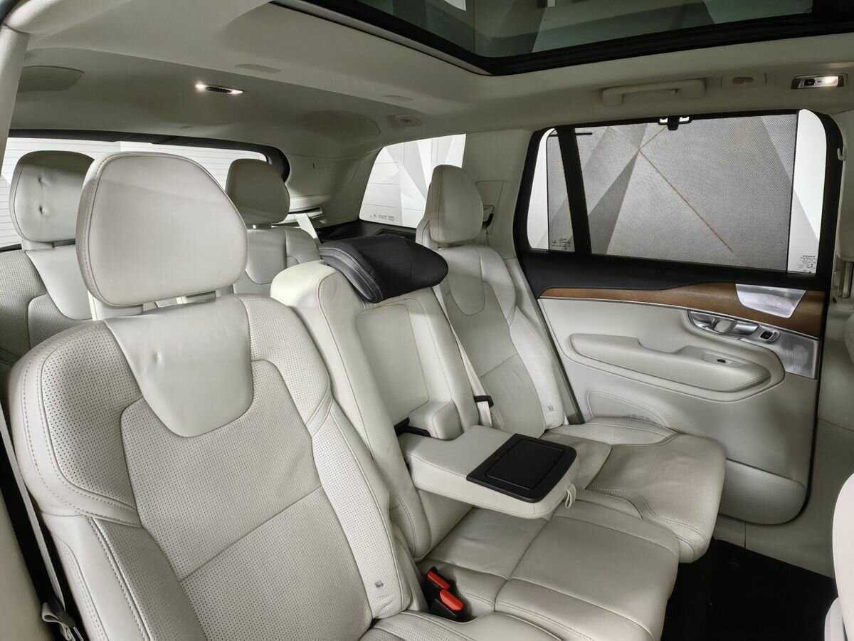 Volvo XC90 2018 года с пробегом. Фото: #12