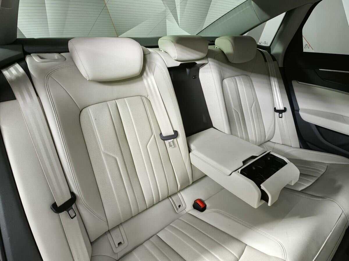 Audi A6 2021 года с пробегом. Фото: #12