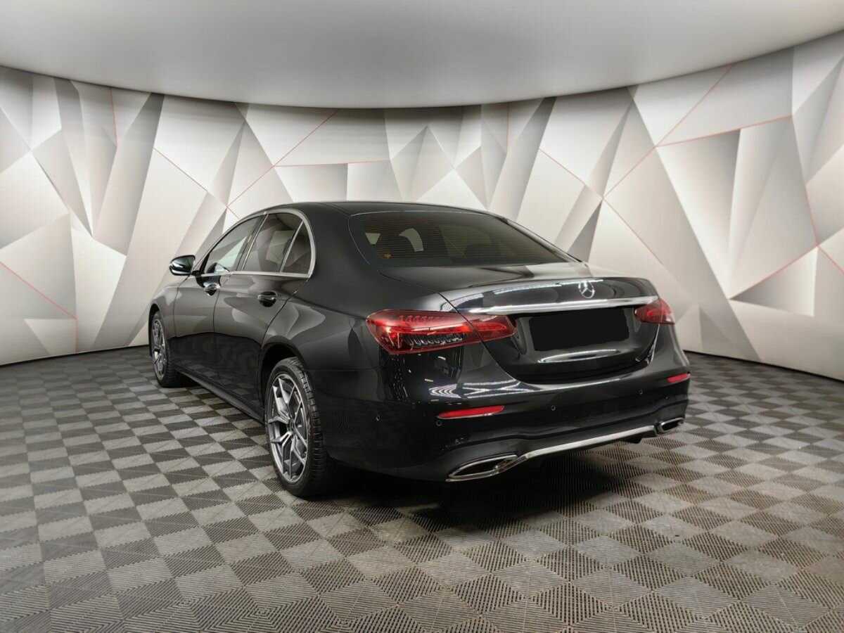 Mercedes-Benz E-Класс 2020 года с пробегом. Фото: #3