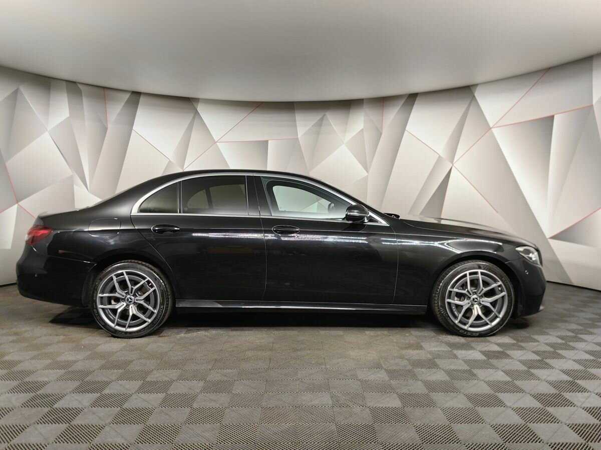 Mercedes-Benz E-Класс 2020 года с пробегом. Фото: #5