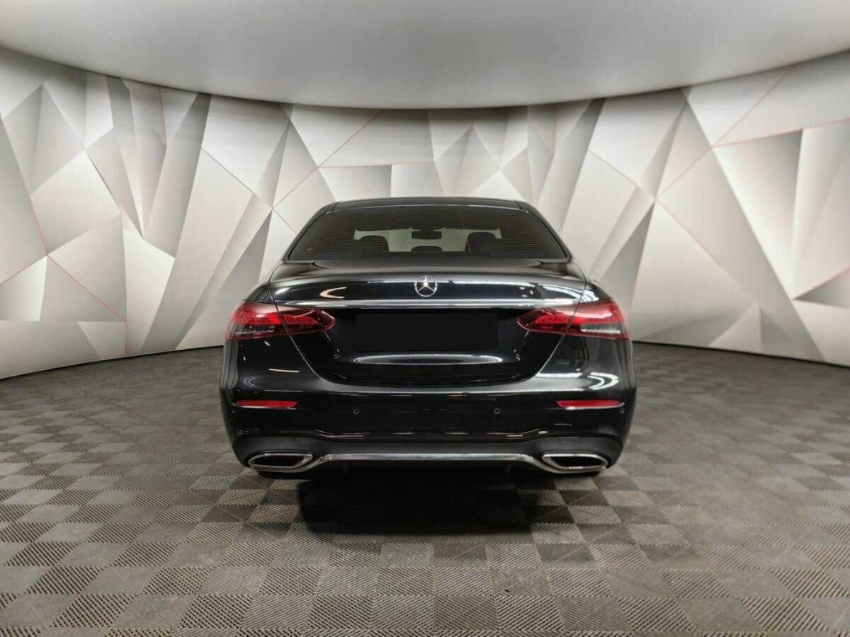 Mercedes-Benz E-Класс 2020 года с пробегом. Фото: #7