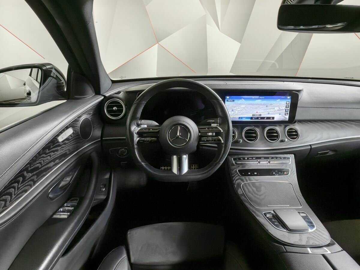 Mercedes-Benz E-Класс 2020 года с пробегом. Фото: #12