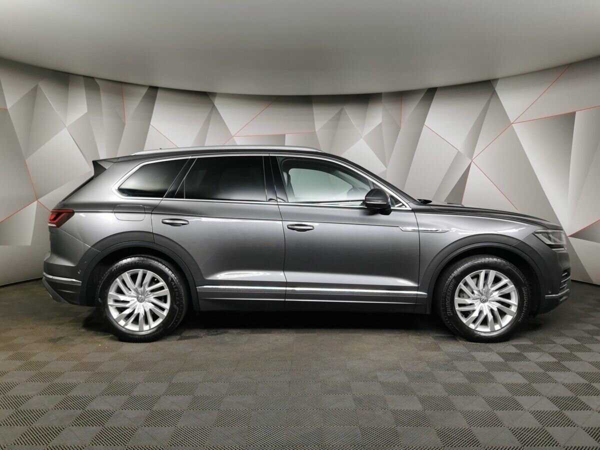 Volkswagen Touareg 2019 года с пробегом. Фото: #5