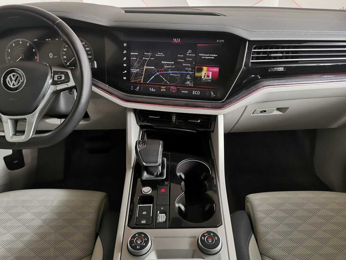 Volkswagen Touareg 2019 года с пробегом. Фото: #10