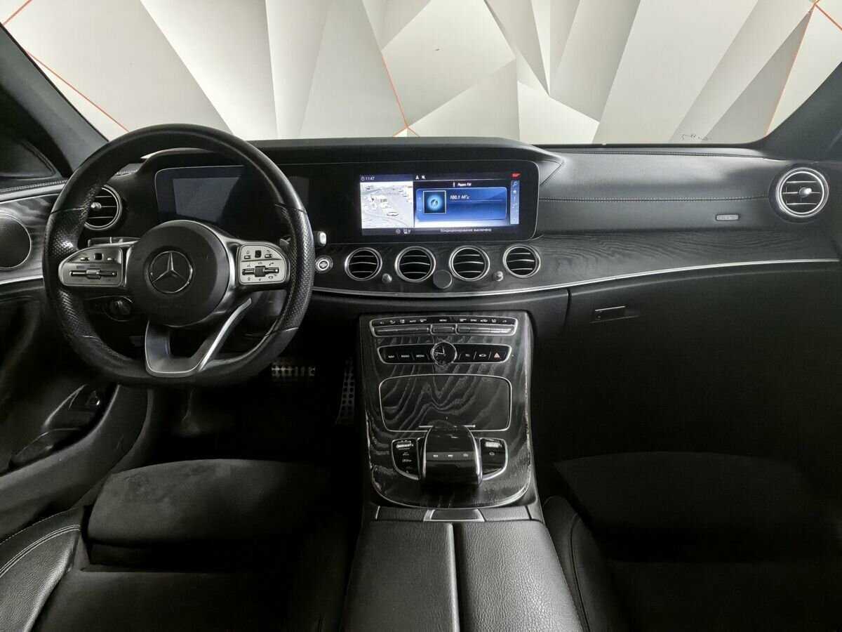 Mercedes-Benz E-Класс 2019 года с пробегом. Фото: #11