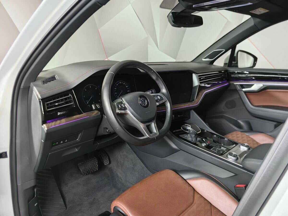 Volkswagen Touareg 2019 года с пробегом. Фото: #13