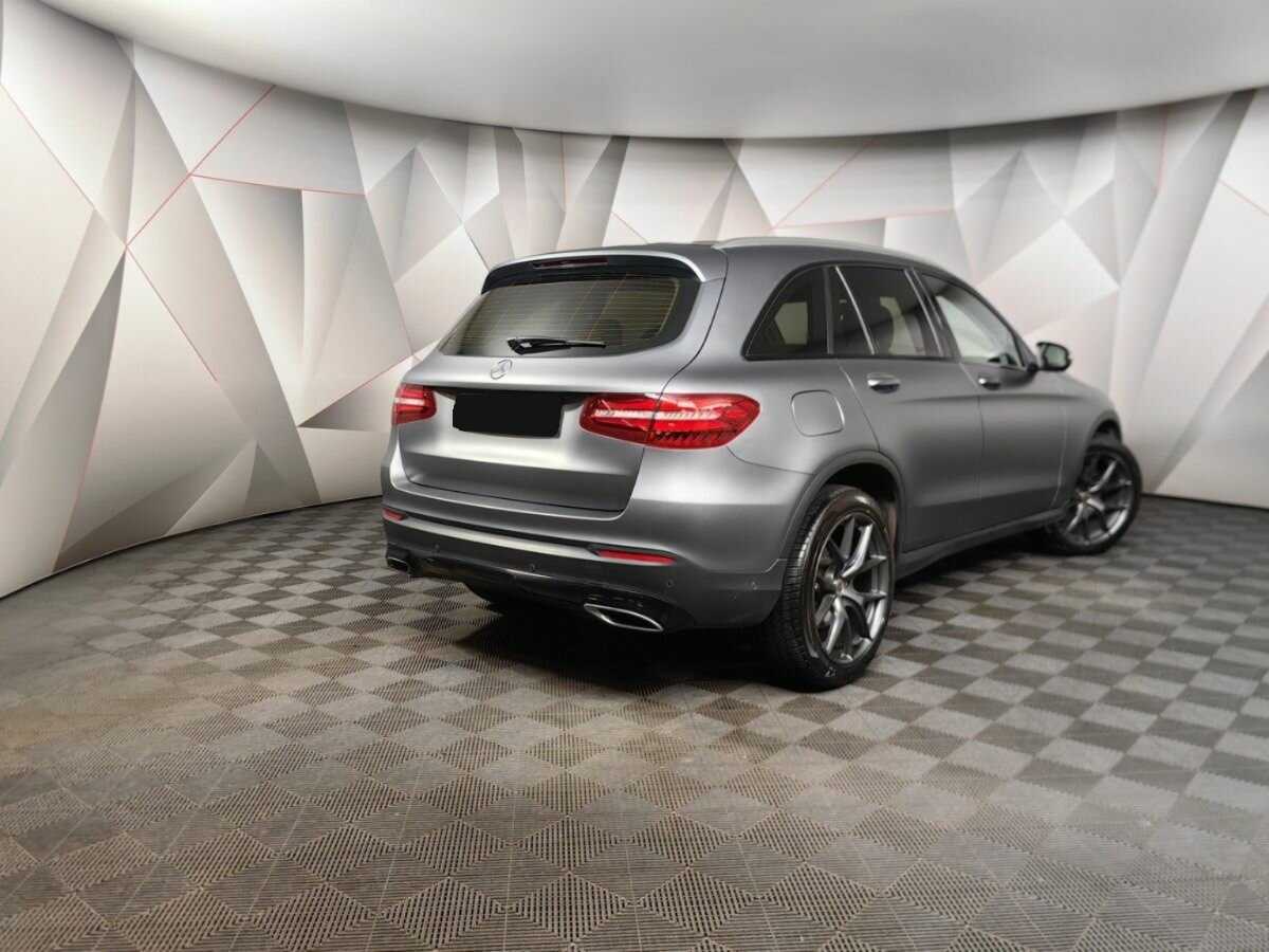Mercedes-Benz GLC 2018 года с пробегом. Фото: #1