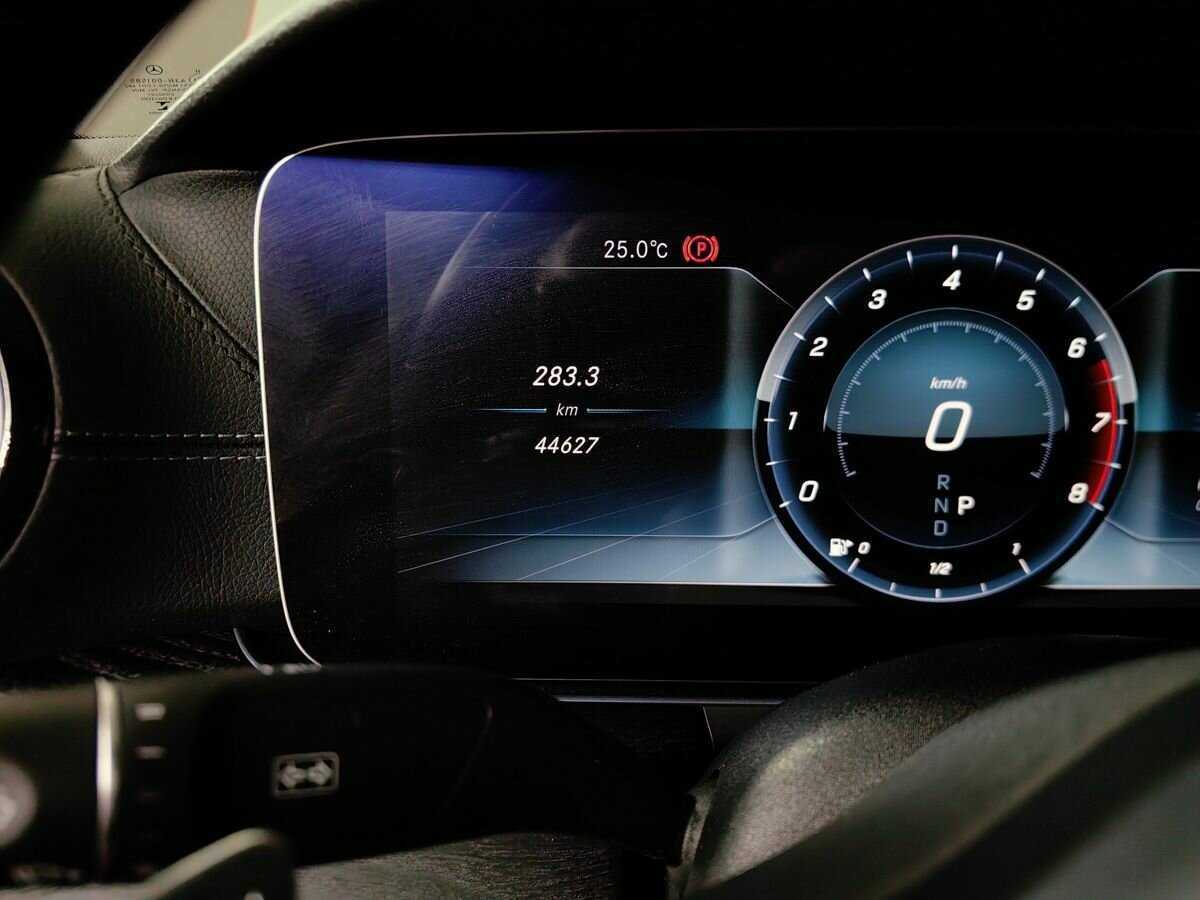 Mercedes-Benz E-Класс 2018 года с пробегом. Фото: #14