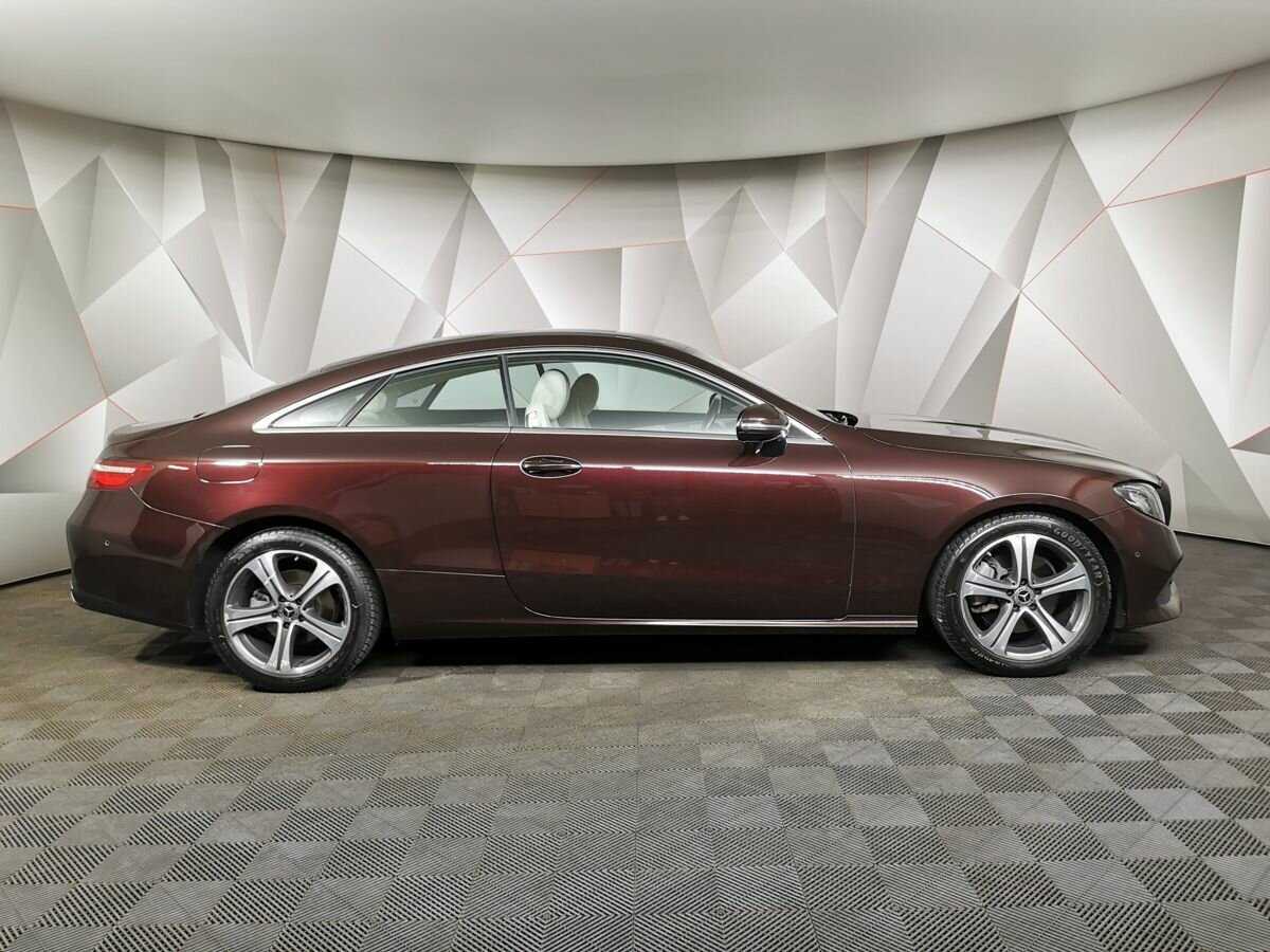 Mercedes-Benz E-Класс 2019 года с пробегом. Фото: #5