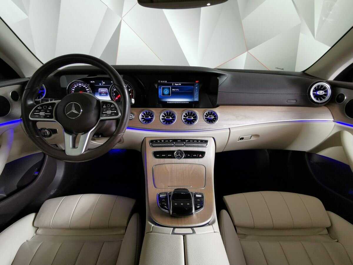 Mercedes-Benz E-Класс 2019 года с пробегом. Фото: #8