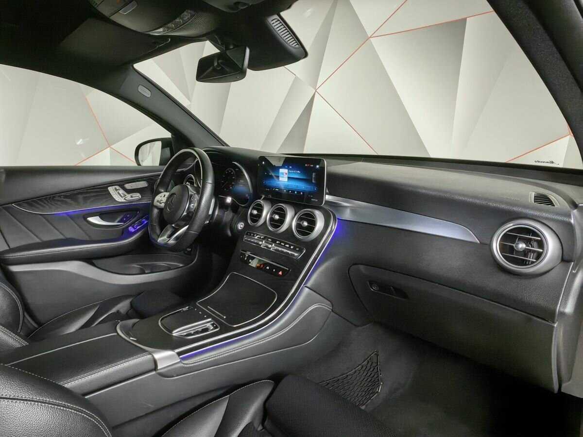 Mercedes-Benz GLC 2020 года с пробегом. Фото: #8