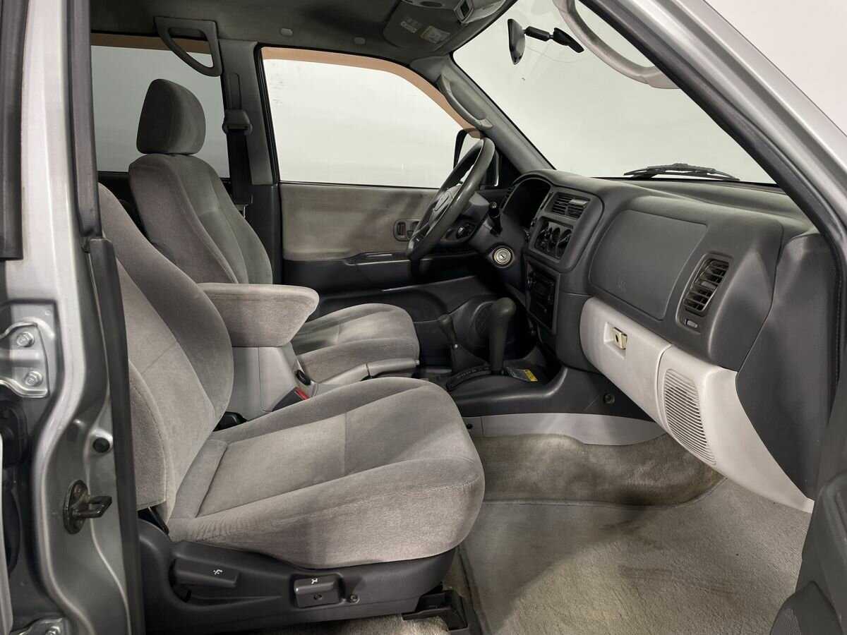 Mitsubishi Montero Sport 2000 года с пробегом. Фото: #12