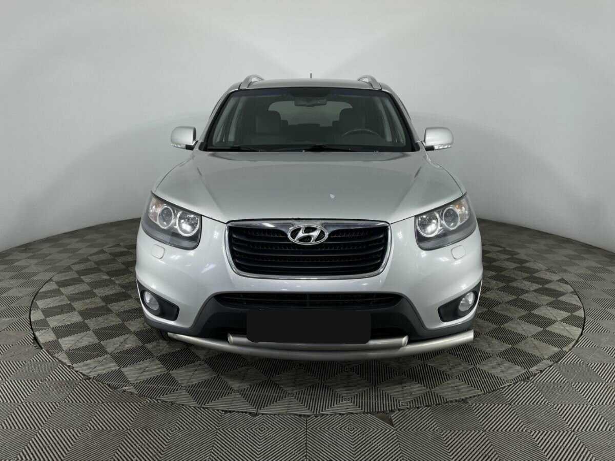 Hyundai Santa Fe 2011 года с пробегом. Фото: #1