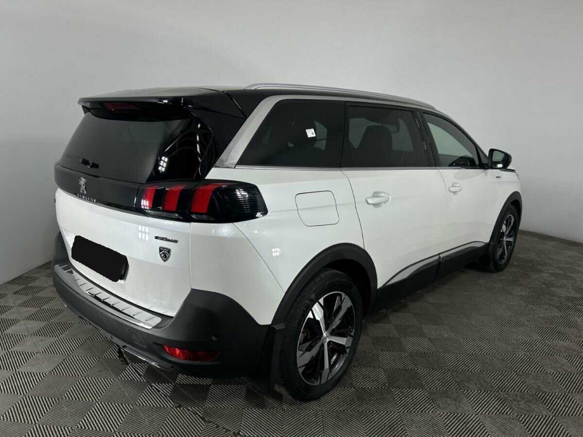 Peugeot 5008 2020 года с пробегом. Фото: #3