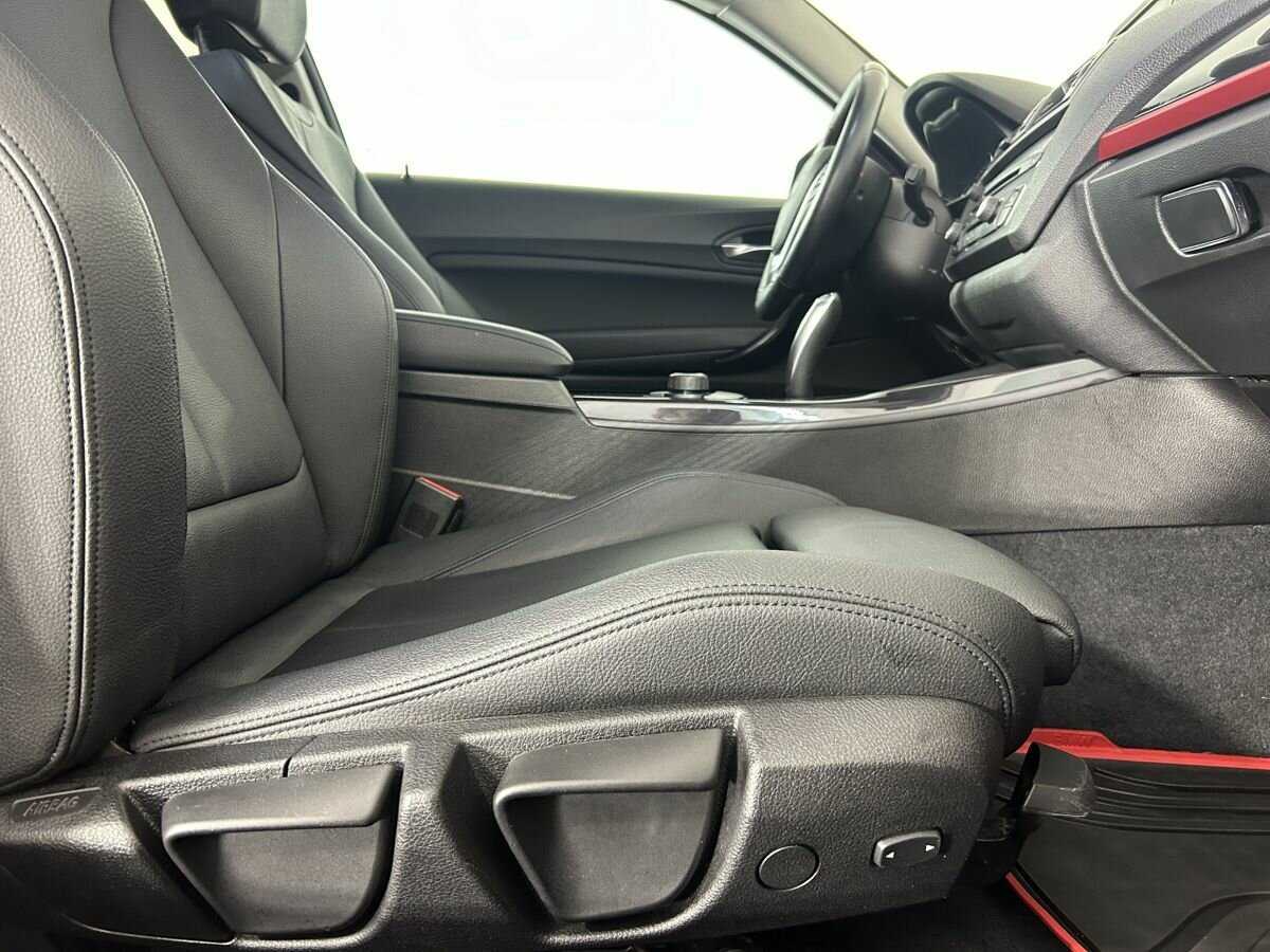 BMW 1 серии 2013 года с пробегом. Фото: #13