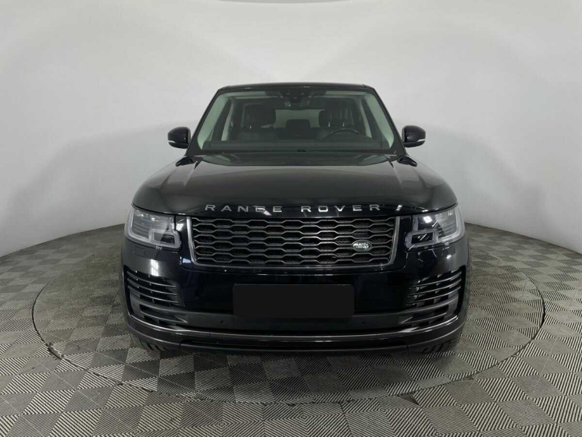 Land Rover Range Rover 2018 года с пробегом. Фото: #1