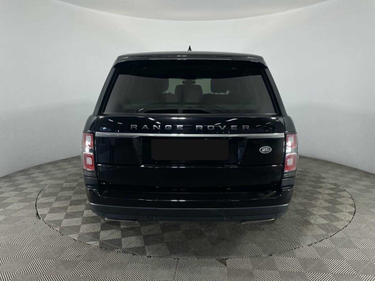 Land Rover Range Rover 2018 года с пробегом. Фото: #2