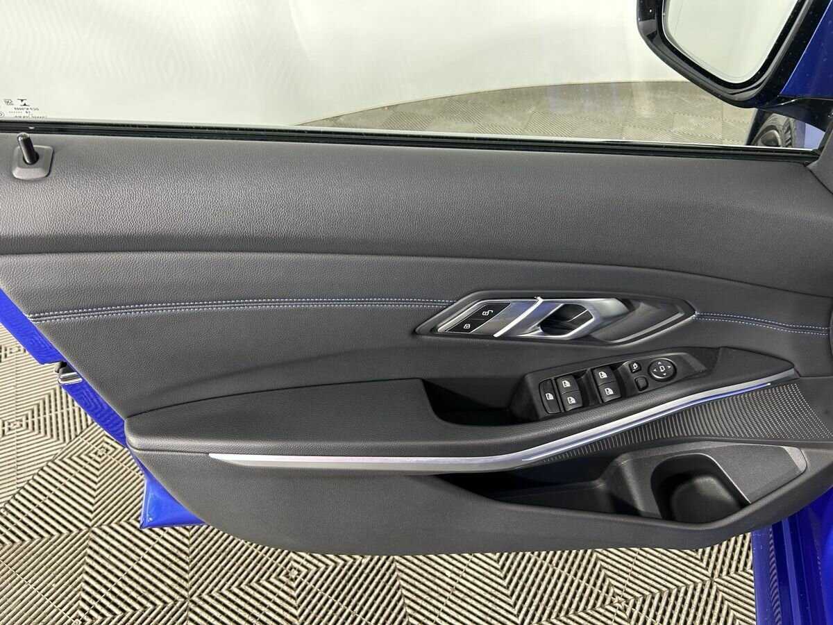 BMW 3 серии 2019 года с пробегом. Фото: #7