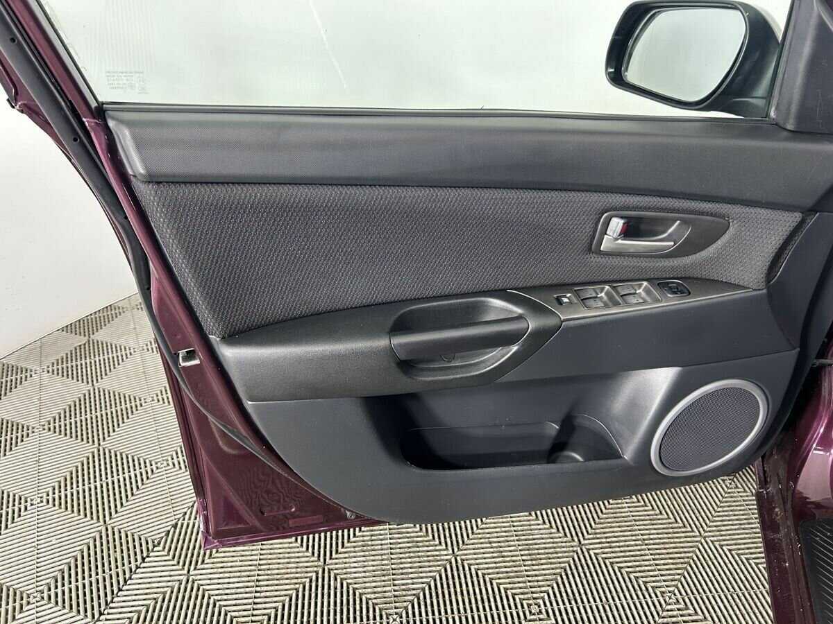 Mazda 3 2007 года с пробегом. Фото: #7