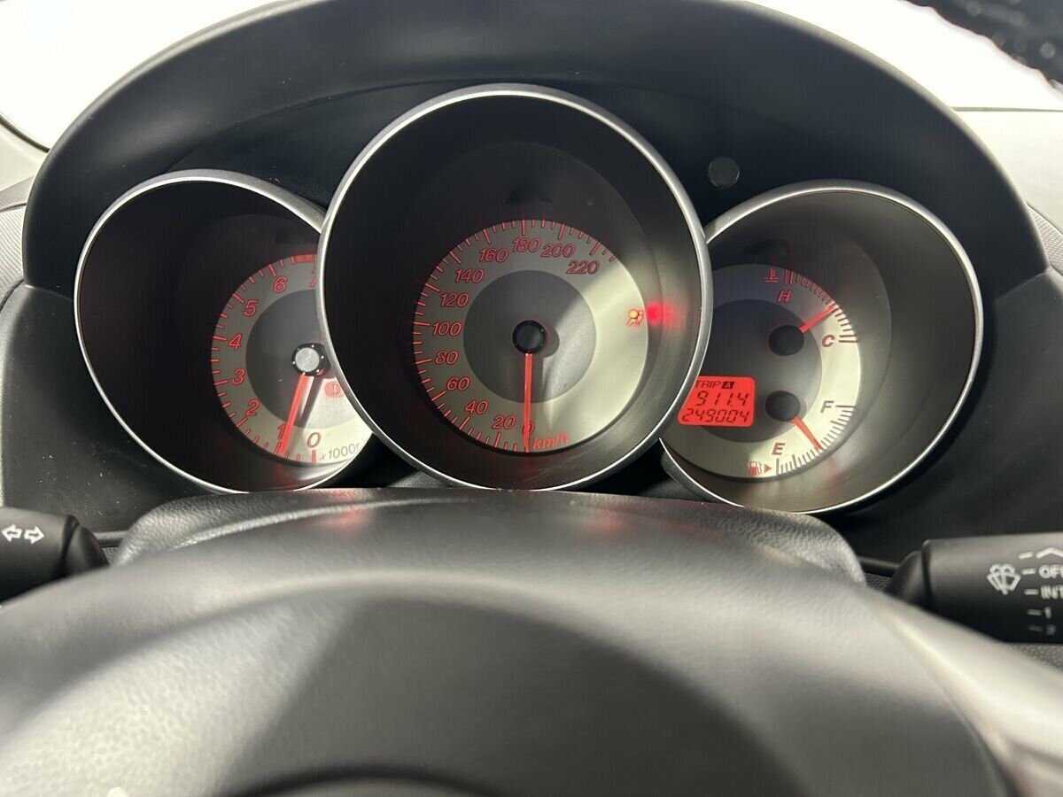 Mazda 3 2007 года с пробегом. Фото: #10