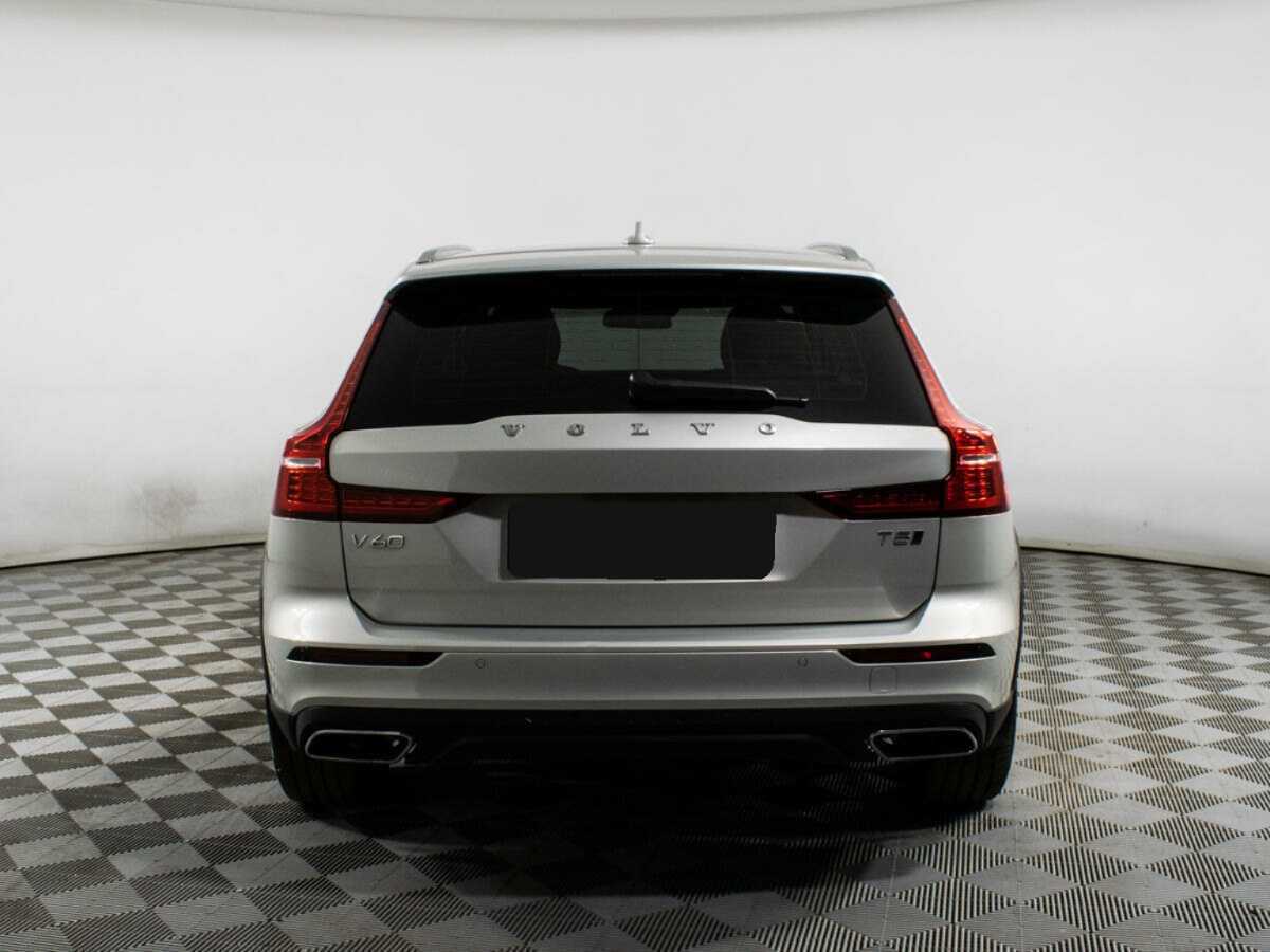 Volvo V60 Cross Country 2019 года с пробегом. Фото: #5