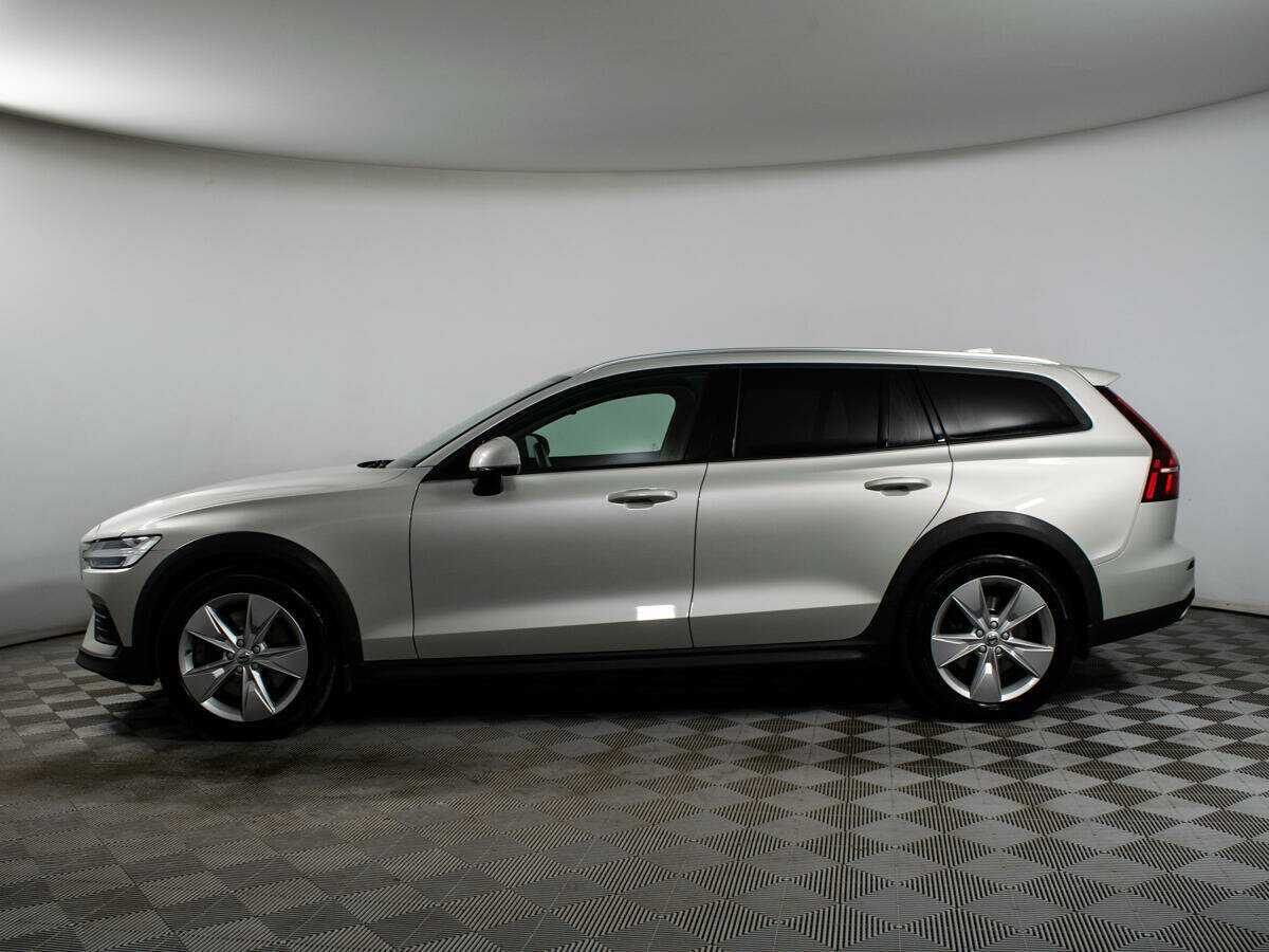 Volvo V60 Cross Country 2019 года с пробегом. Фото: #7