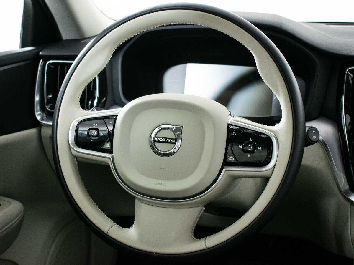 Volvo V60 Cross Country 2019 года с пробегом. Фото: #14