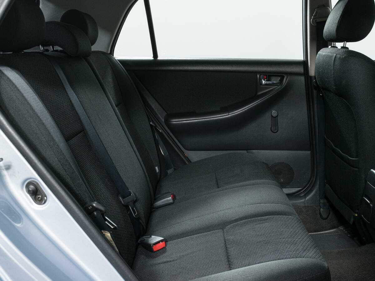 Toyota Corolla 2004 года с пробегом. Фото: #9